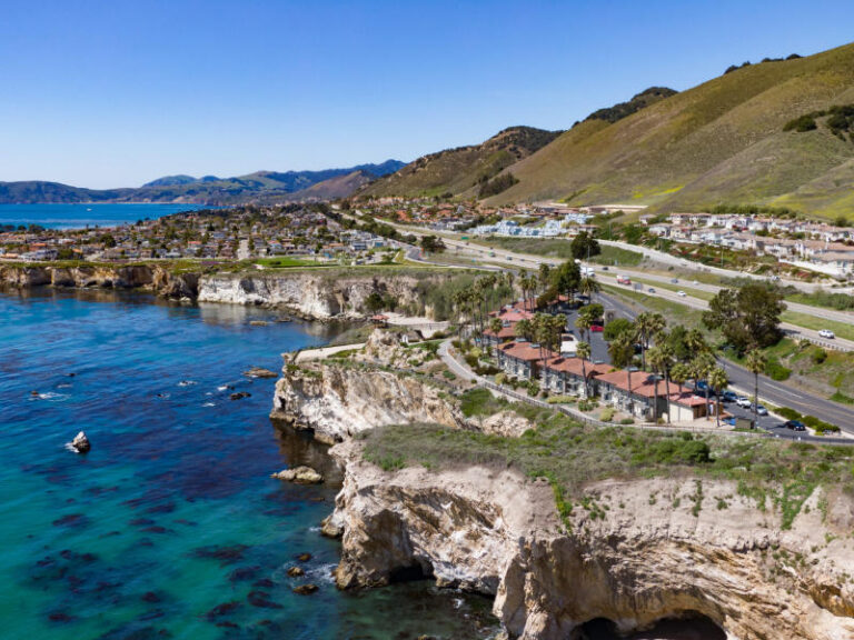aerial view of the INN AT THE COVE in pismo beach