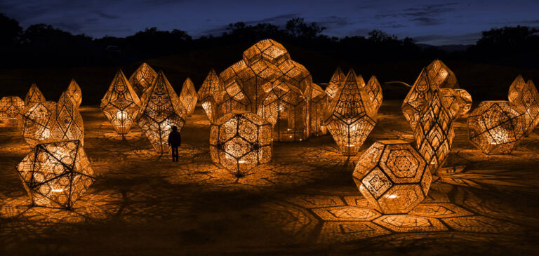 Light show in Paso Robles California - Dimensions (sensorio)
